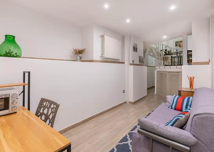 Casa Pino - Duplex In Town